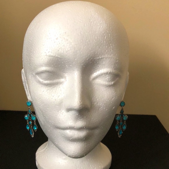 Turquoise Chandelier Earrings - Picture 8 of 9
